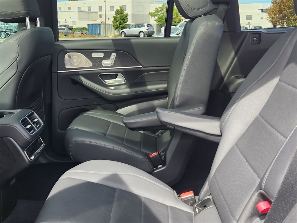 2022 Mercedes Benz GLS 450 4MATIC photo 10
