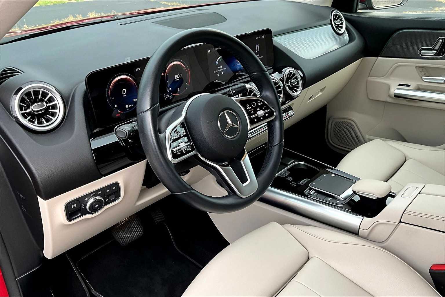 2022 Mercedes Benz GLA 250 photo 17