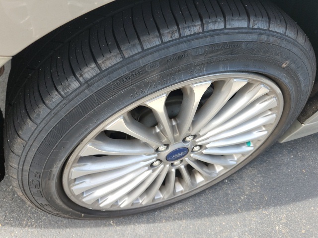 2015 Ford Fusion Titanium photo 4
