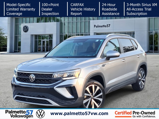 2022 Volkswagen Taos SE's photo