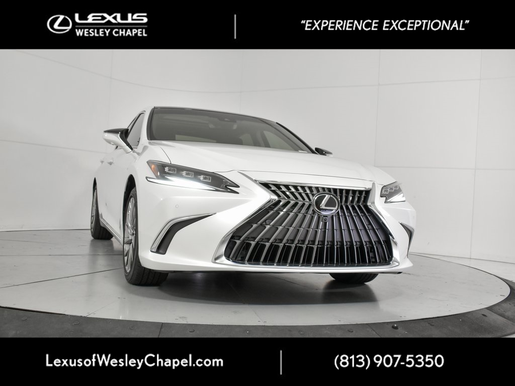 2025 Lexus ES 350 Ultra Luxury's photo