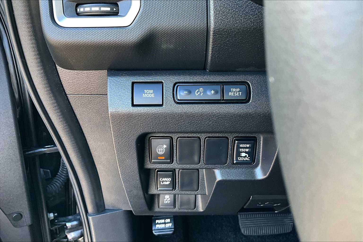 2024 Nissan Frontier SV photo 30