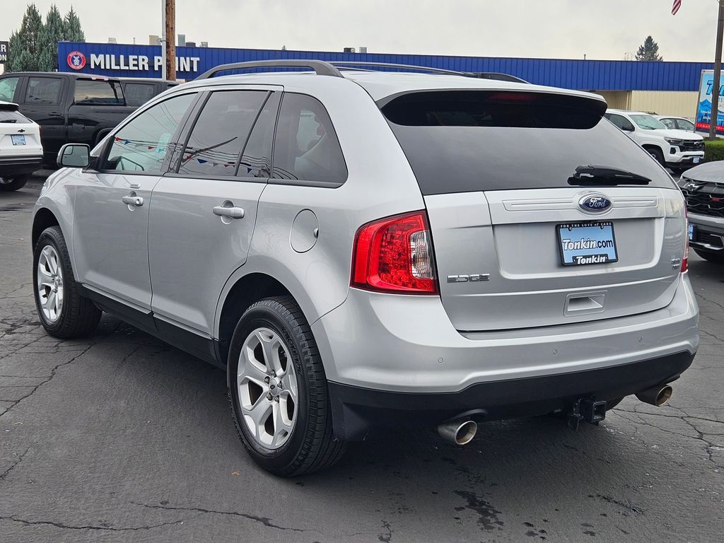 2013 Ford Edge SEL photo 2
