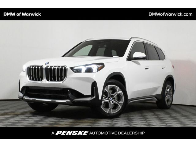 2026 BMW X1 28i's photo