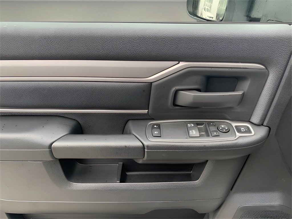 2024 Ram 5500 Tradesman photo 34