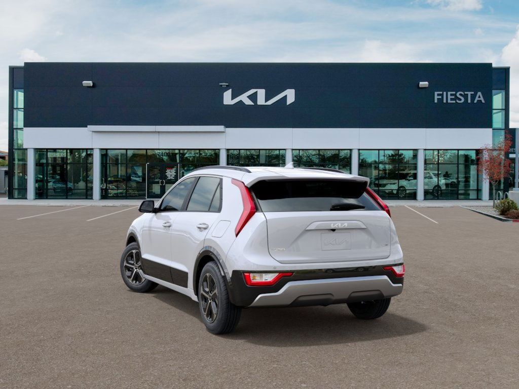 2025 Kia Niro SX photo 4