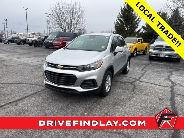 2022 Chevrolet Trax LS's photo