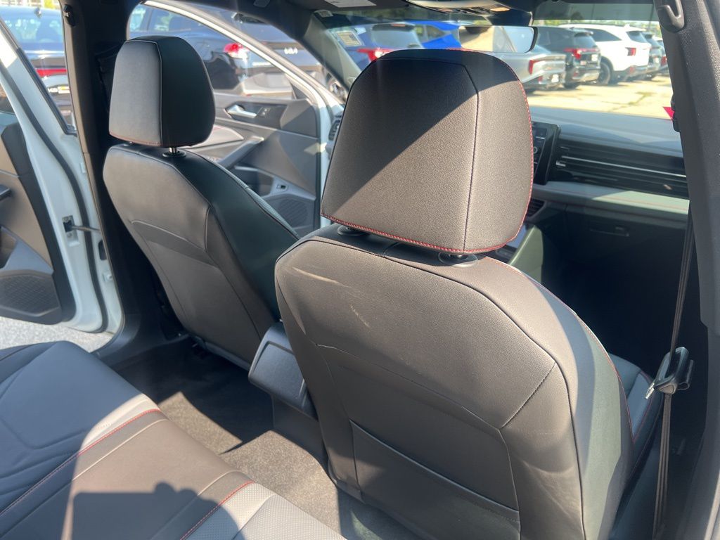 2025 Volkswagen Jetta GLI 2.0T Autobahn photo 11