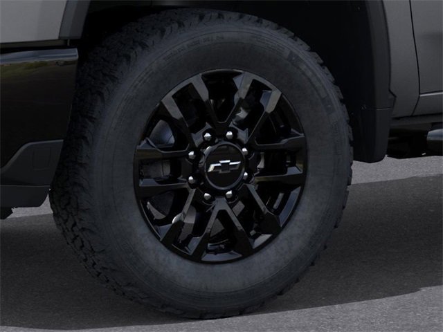 2026 Chevrolet Silverado 2500HD LT photo 9