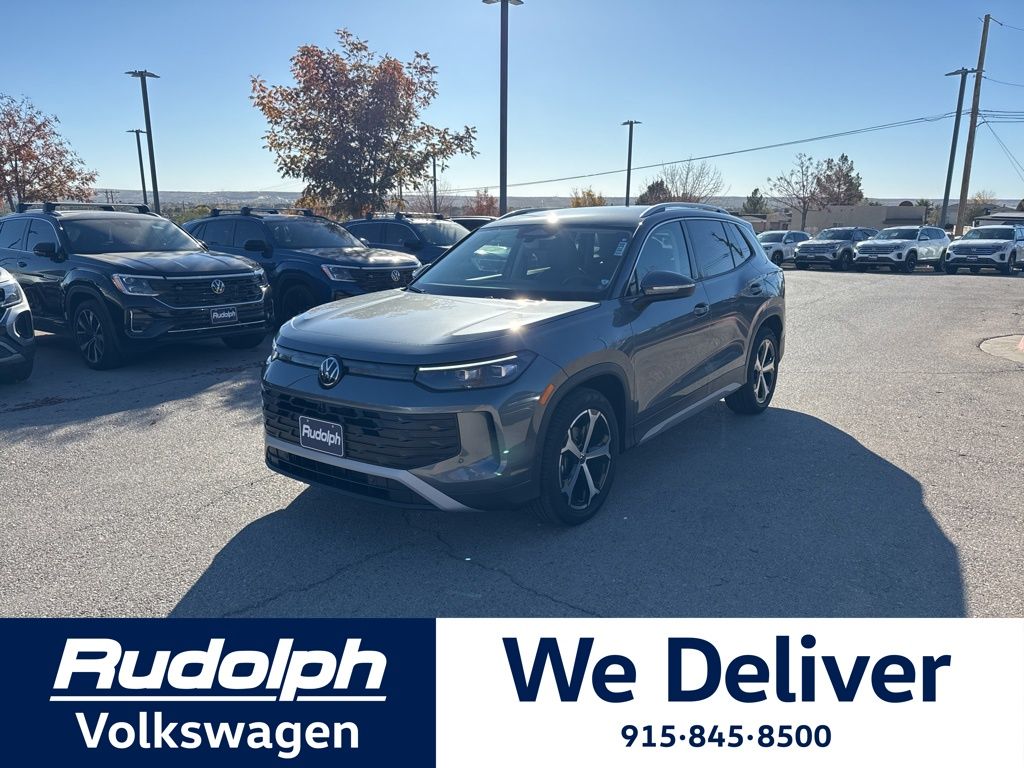 2026 Volkswagen Tiguan SE's photo