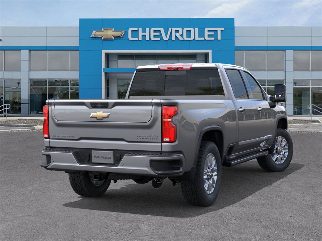 2025 Chevrolet Silverado 3500HD High Country photo 4