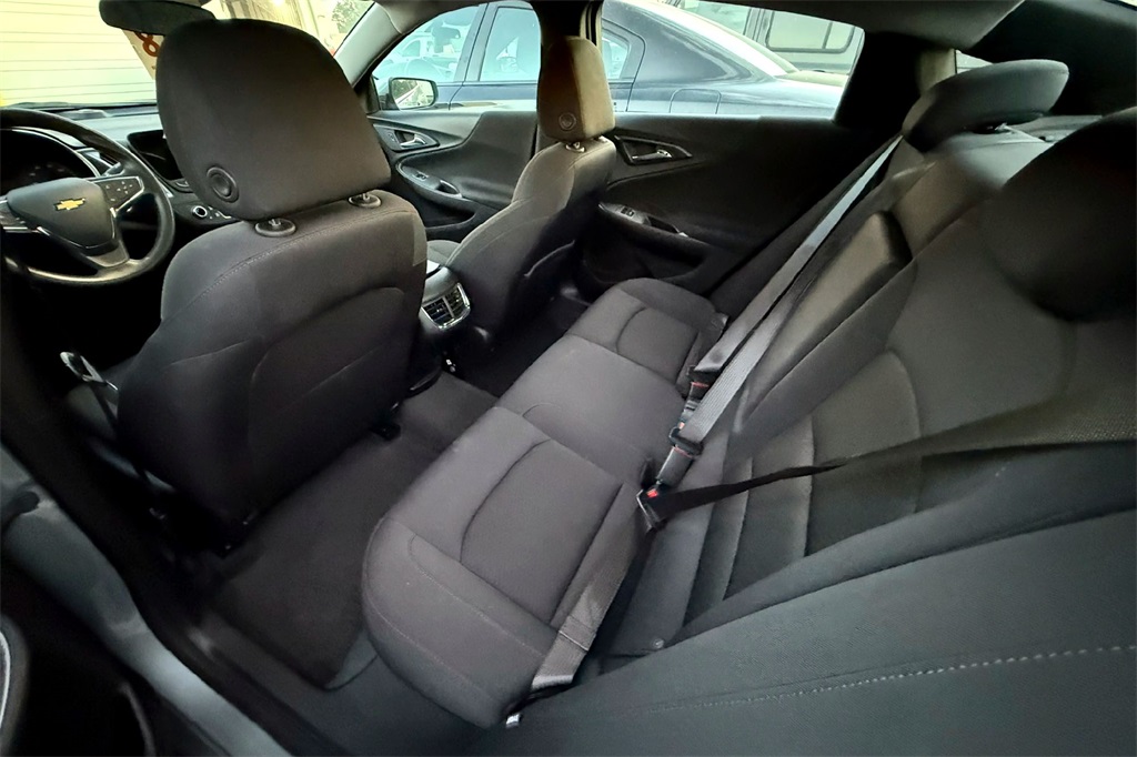 2024 Chevrolet Malibu 1LT photo 8