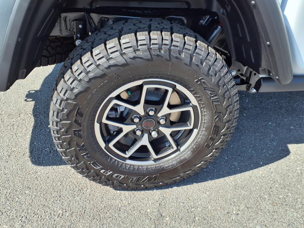 2025 Jeep Gladiator Rubicon photo 21