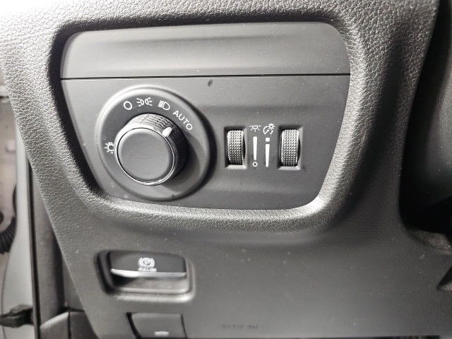 2023 Jeep Grand Cherokee Altitude X photo 17