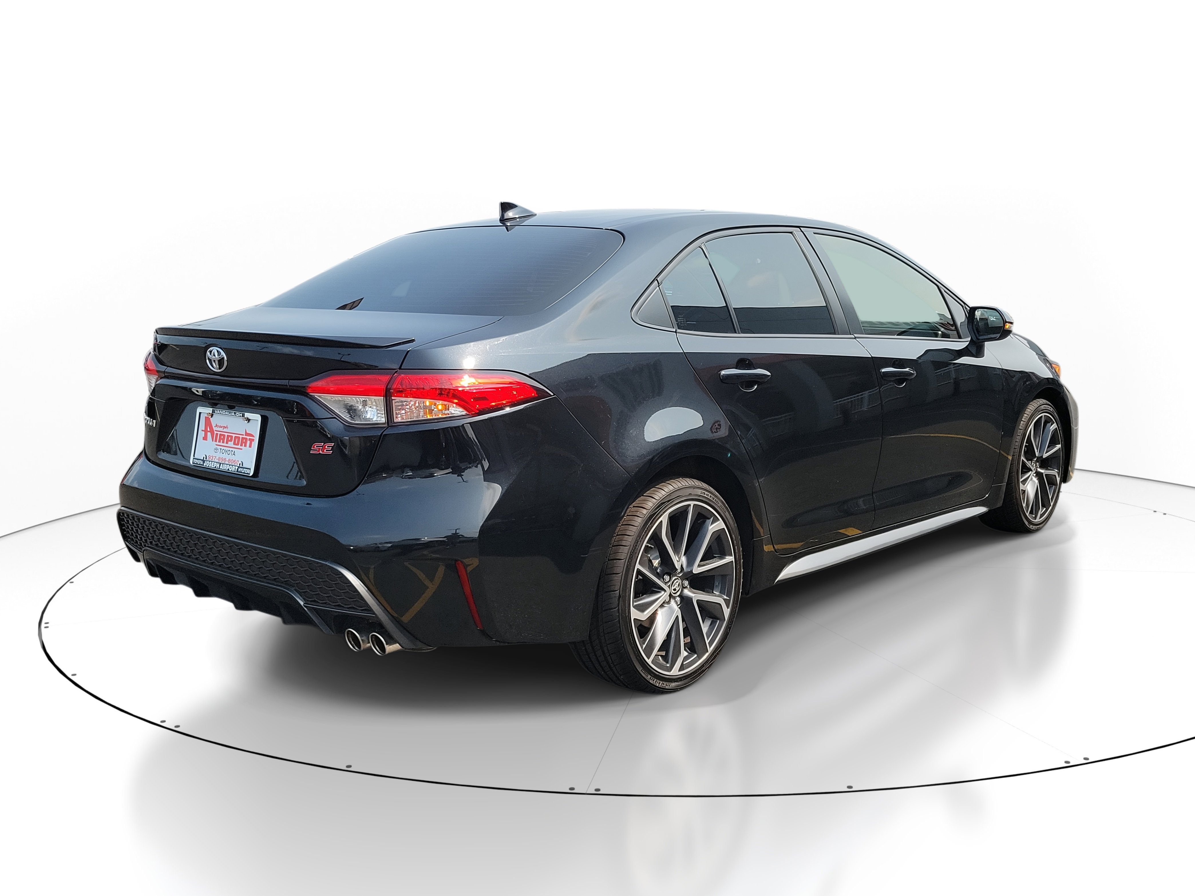 2022 Toyota Corolla SE photo 3