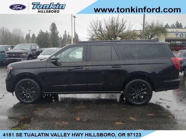 2025 Ford Expedition Platinum's photo