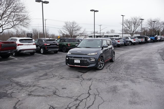 2022 Kia Soul Base's photo