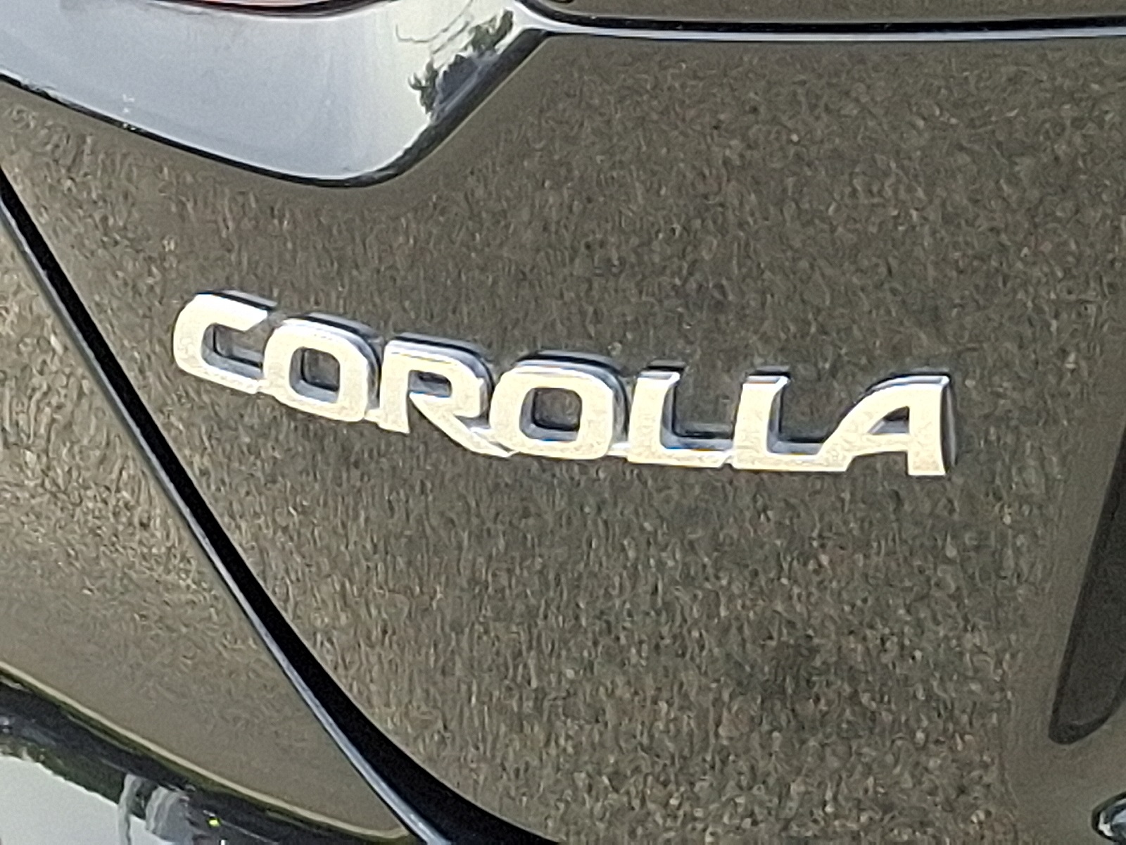 2022 Toyota Corolla LE photo 28