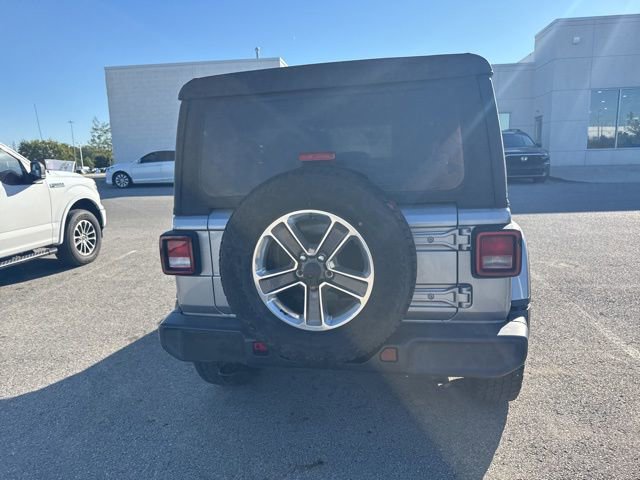 2018 Jeep Wrangler Unlimited Sahara photo 3
