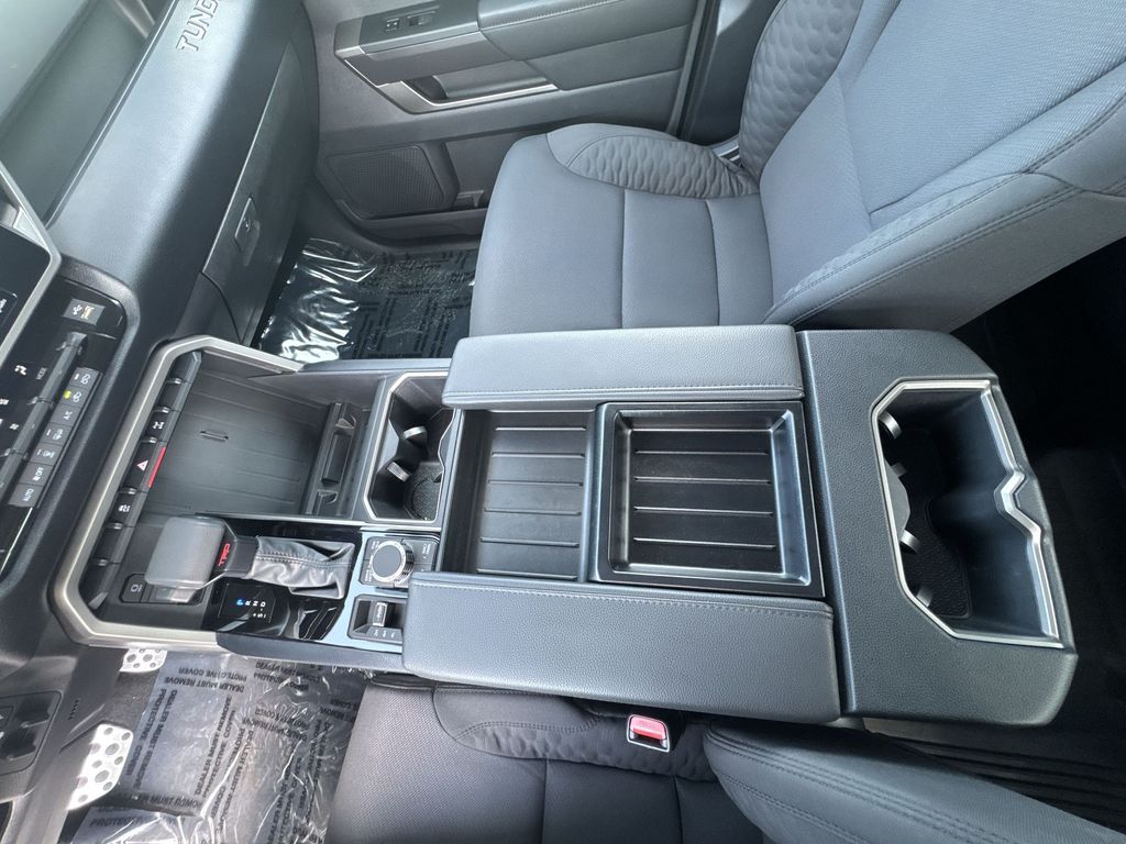 2024 Toyota Tundra SR5 photo 21