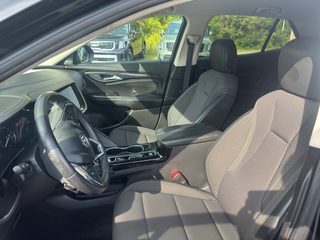 2023 Buick Envision Preferred photo 9