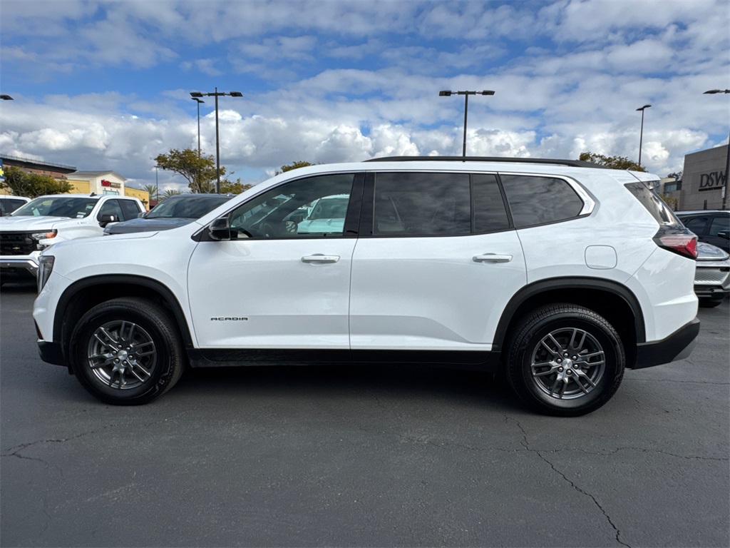 Image of Pre-Owned 2025 GMC Acadia Elevation