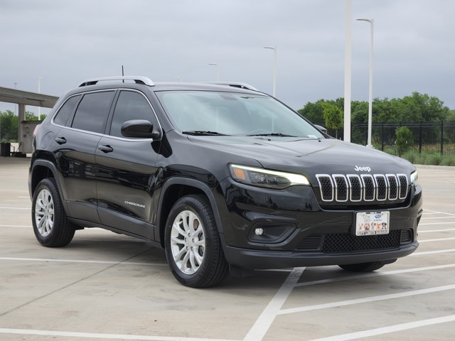 Used 2019 Jeep Cherokee Latitude with VIN 1C4PJLCBXKD454729 for sale in Buda, TX