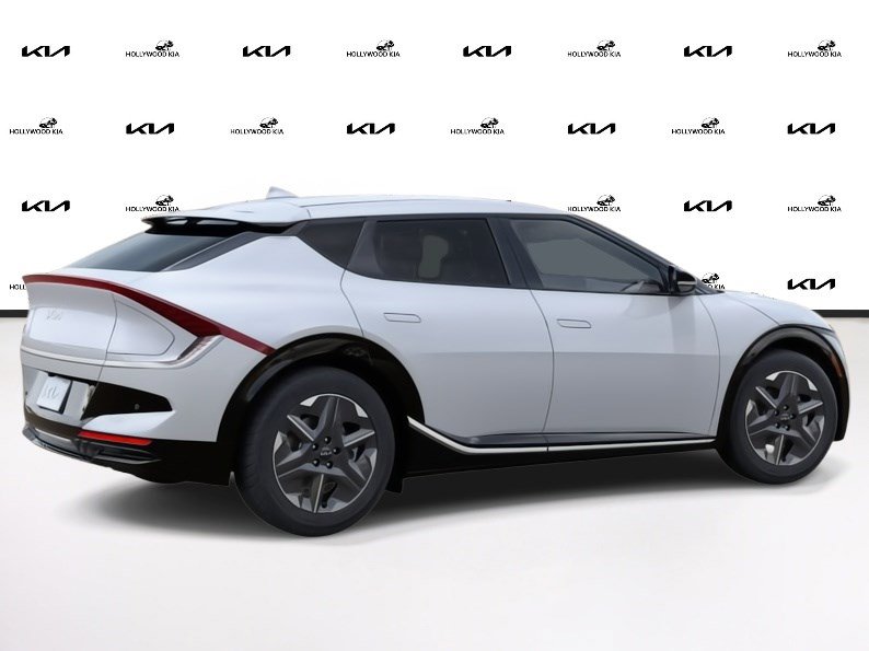 2025 Kia EV6 Light photo 6
