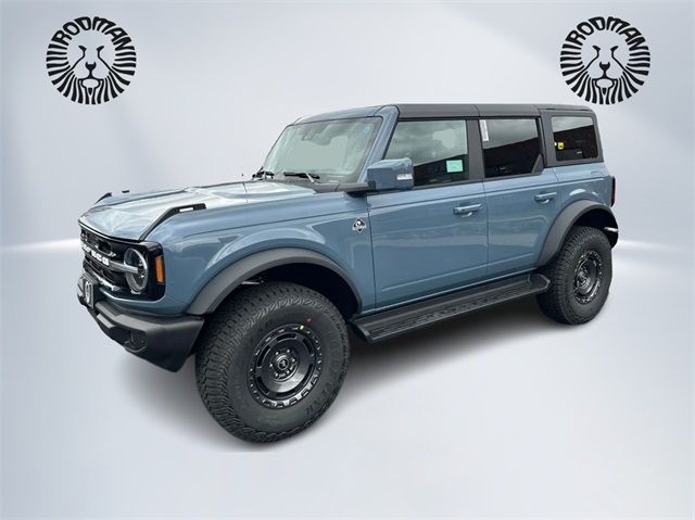 2025 Ford Bronco 4-Door Outer Banks's photo