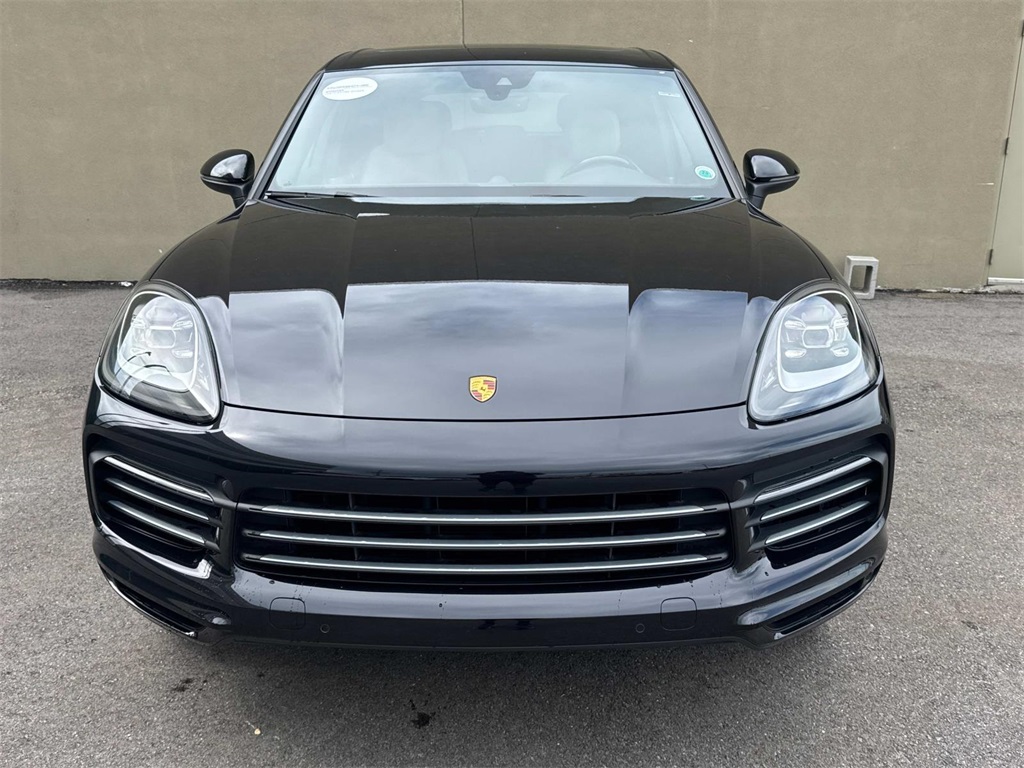 2022 Porsche Cayenne Base photo 6