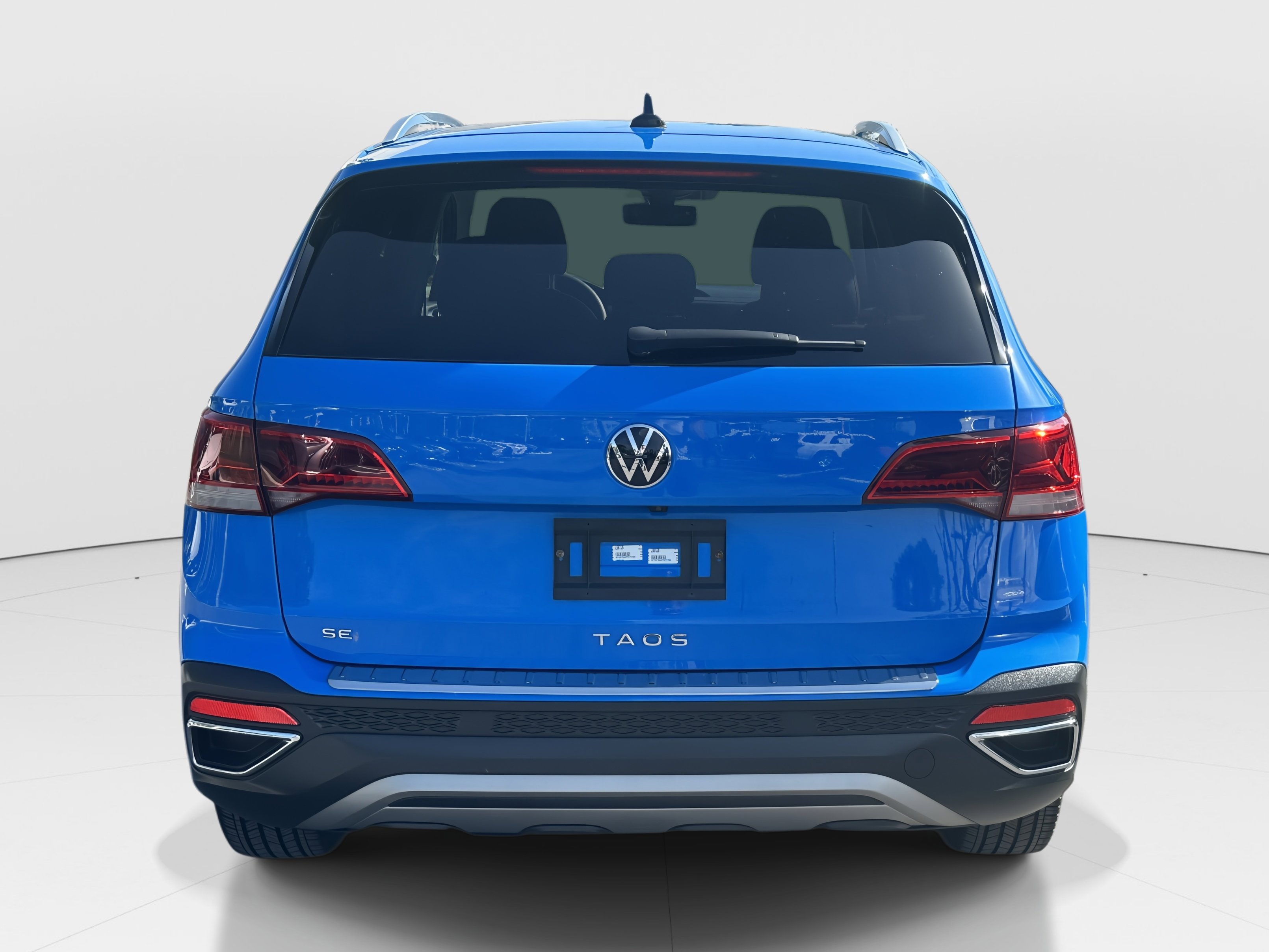 2023 Volkswagen Taos SE photo 6