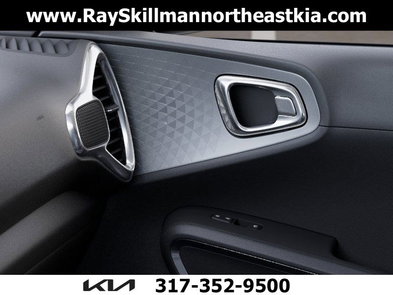 2025 Kia Soul LX photo 20