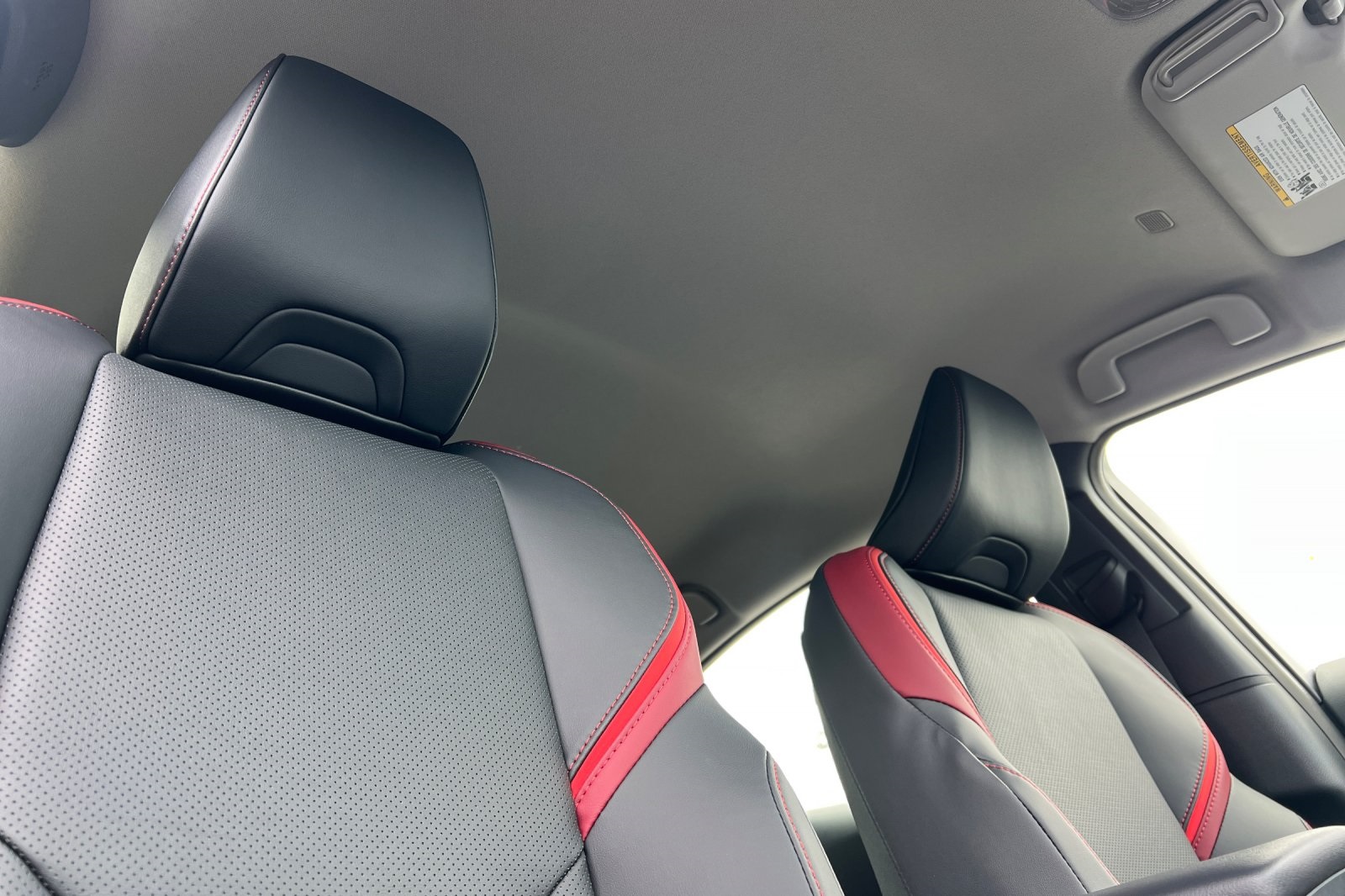 2026 Toyota Prius Prime photo 18
