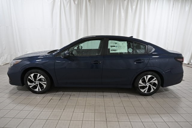 2025 Subaru Legacy Premium photo 7