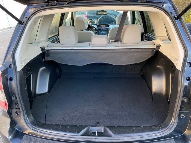 2015 Subaru Forester 2.5i Premium photo 18