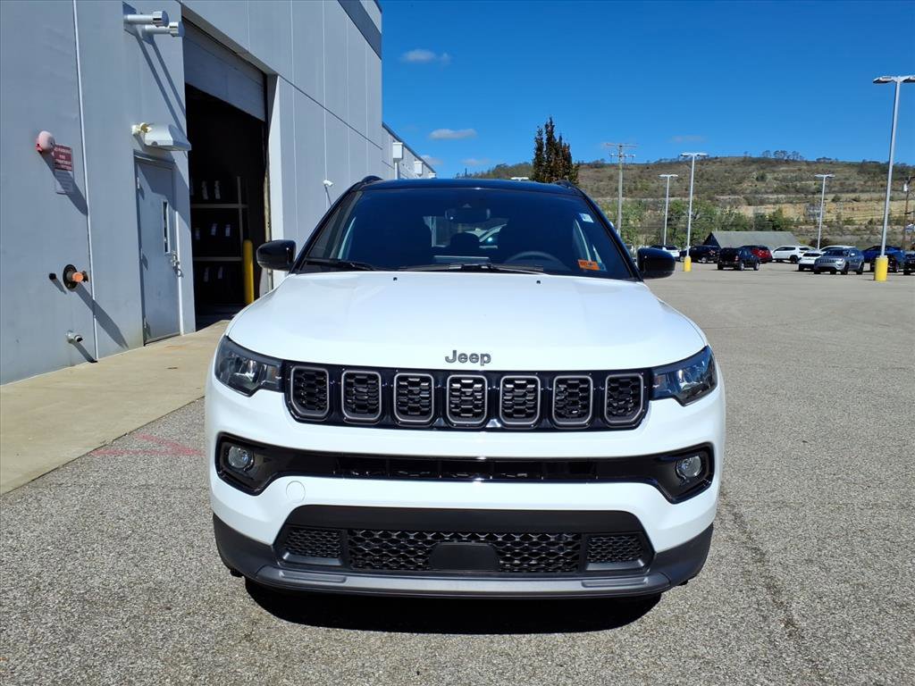 2026 Jeep Compass Limited Altitude photo 3