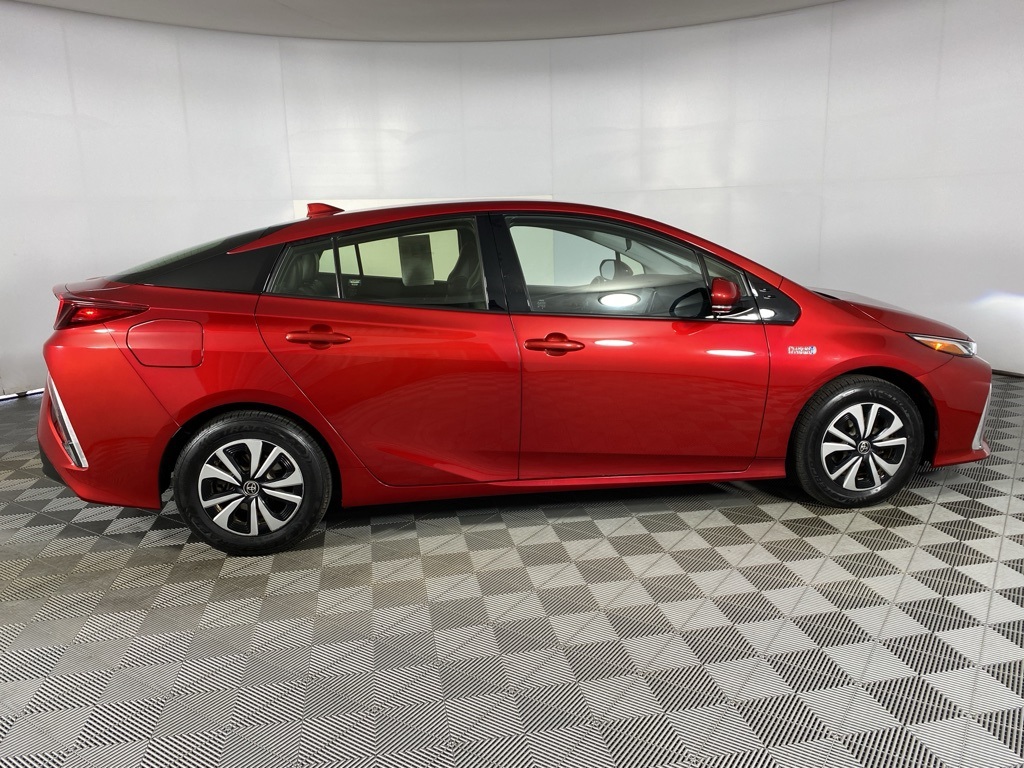 2017 Toyota Prius Prime Premium photo 17