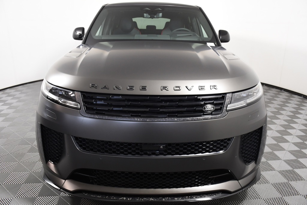 2025 Land Rover Range Rover Sport photo 10