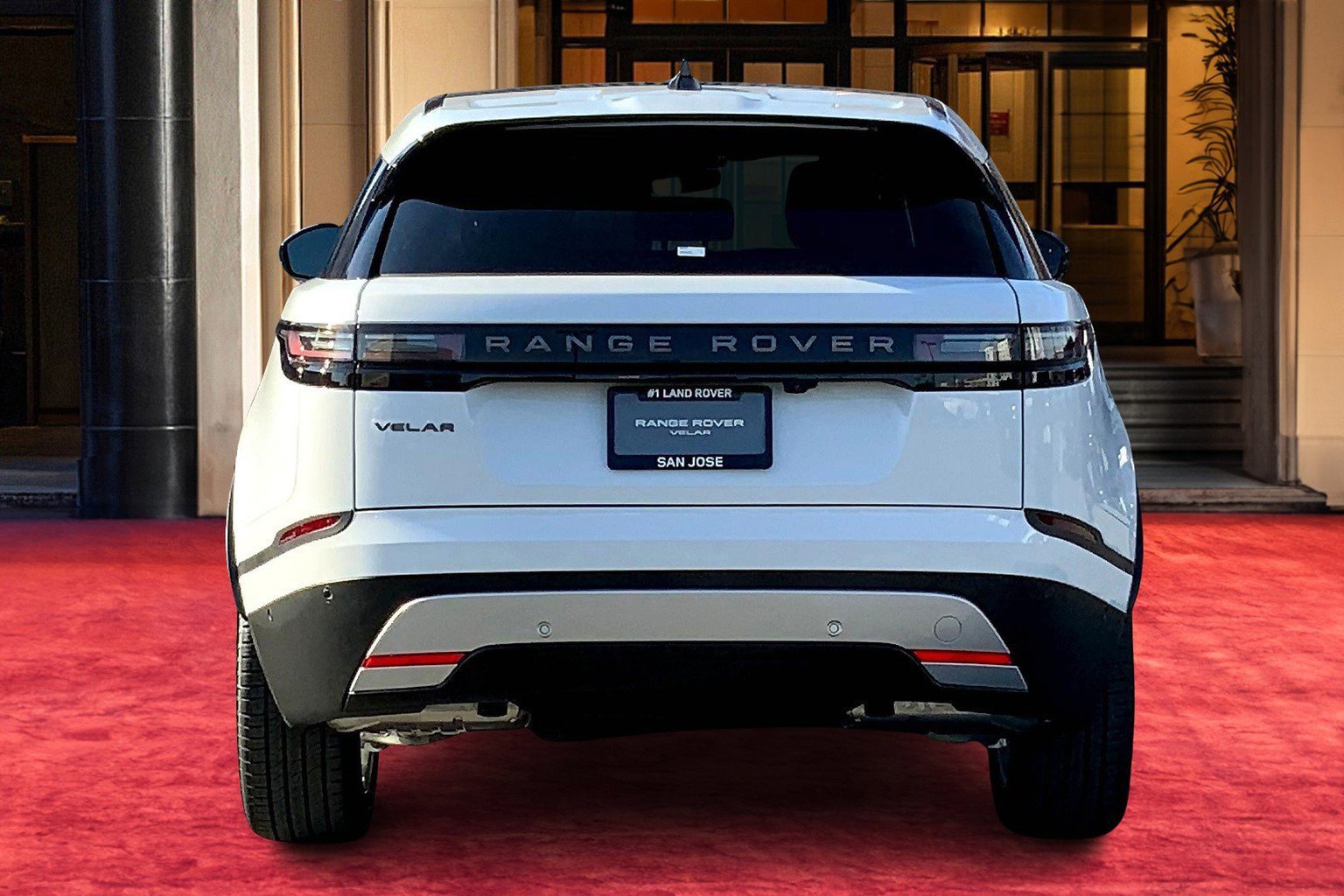 2025 Land Rover Range Rover Velar S photo 3