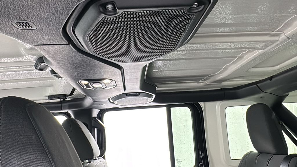 2021 Jeep Wrangler Unlimited Sport photo 36