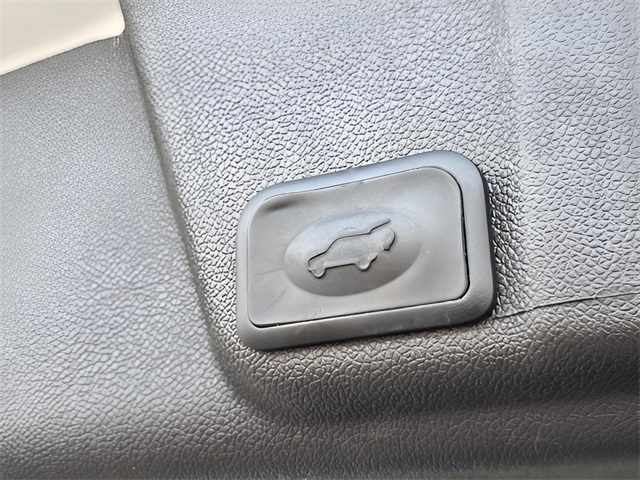 2017 Buick Enclave Leather photo 12