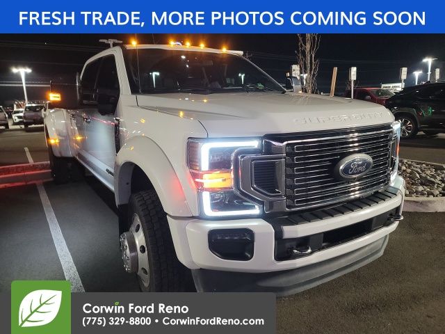 2020 Ford F-450 Super Duty Platinum's photo