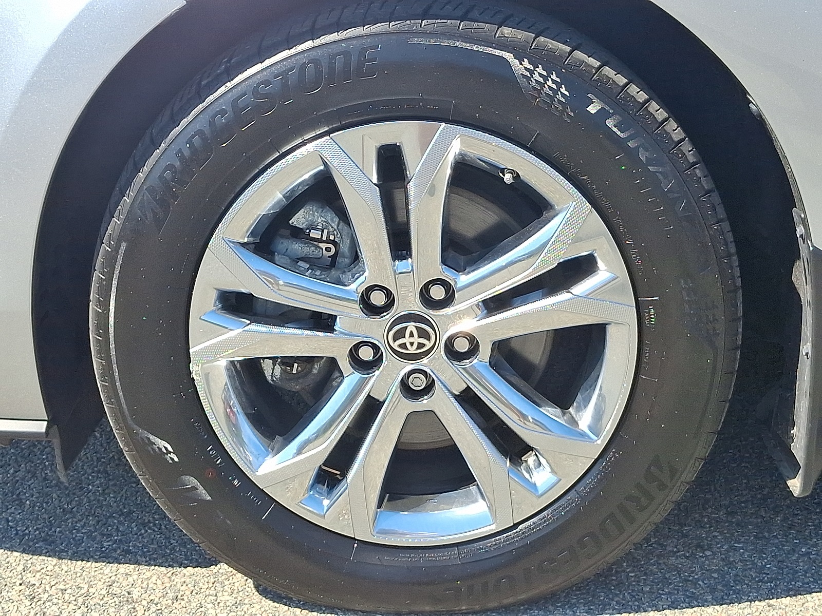 2024 Toyota Sienna Platinum photo 9