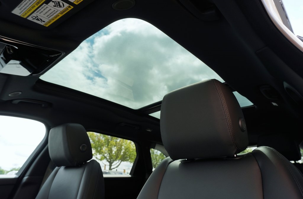 2026 LAND ROVER RANGE ROVER VELAR - Image 14