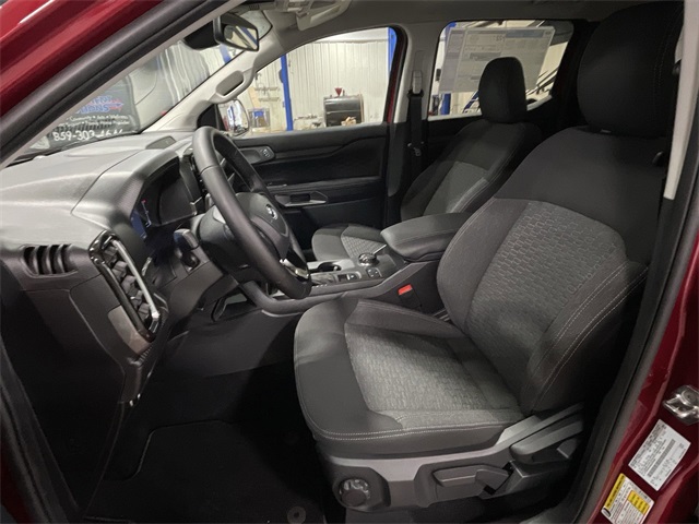 2025 Ford Ranger XLT photo 17