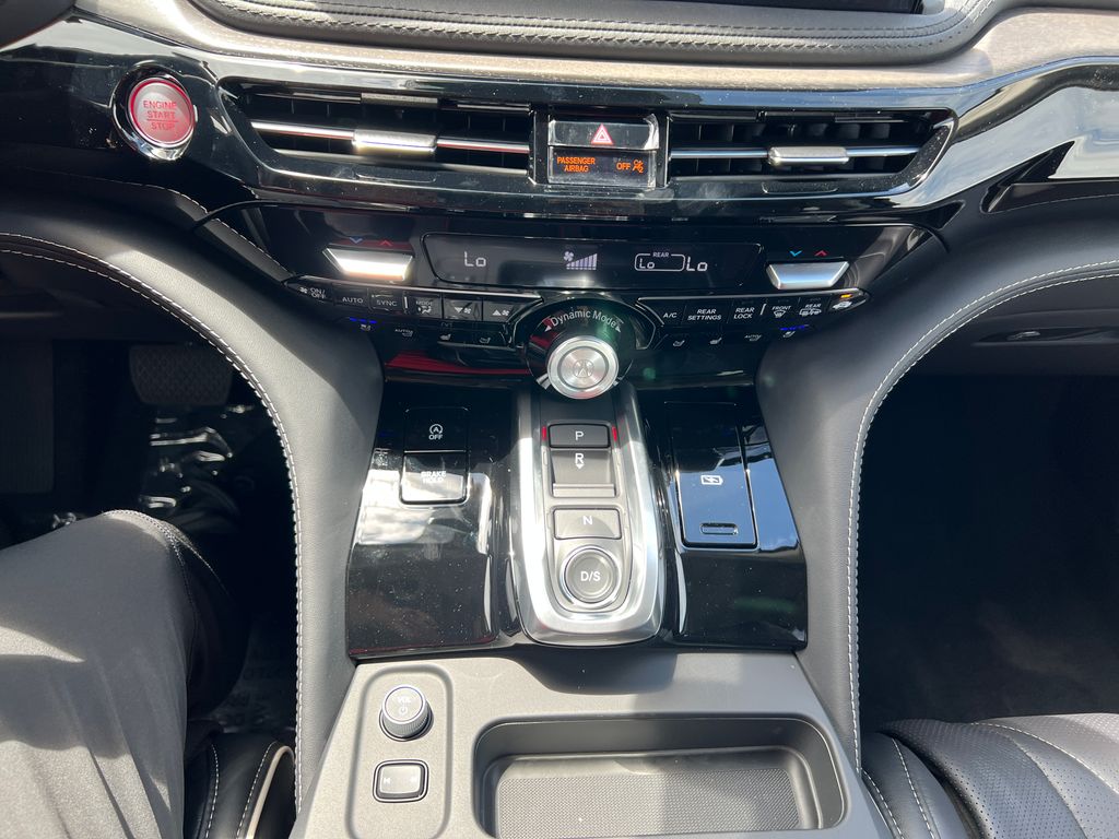 2026 Acura MDX SH-AWD Advance photo 19