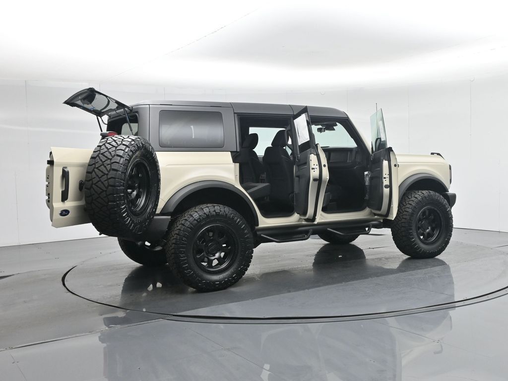 2025 Ford Bronco Big Bend photo 4