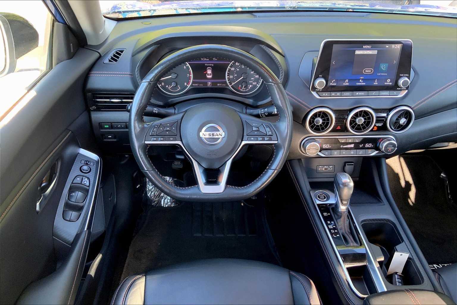 2022 Nissan Sentra SR photo 5