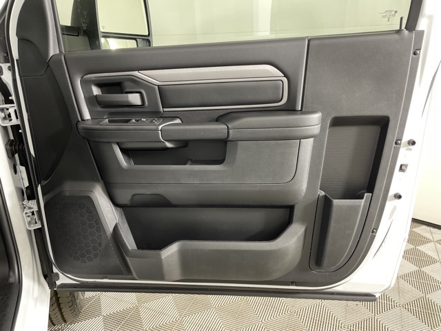 2024 Ram 2500 Tradesman photo 31