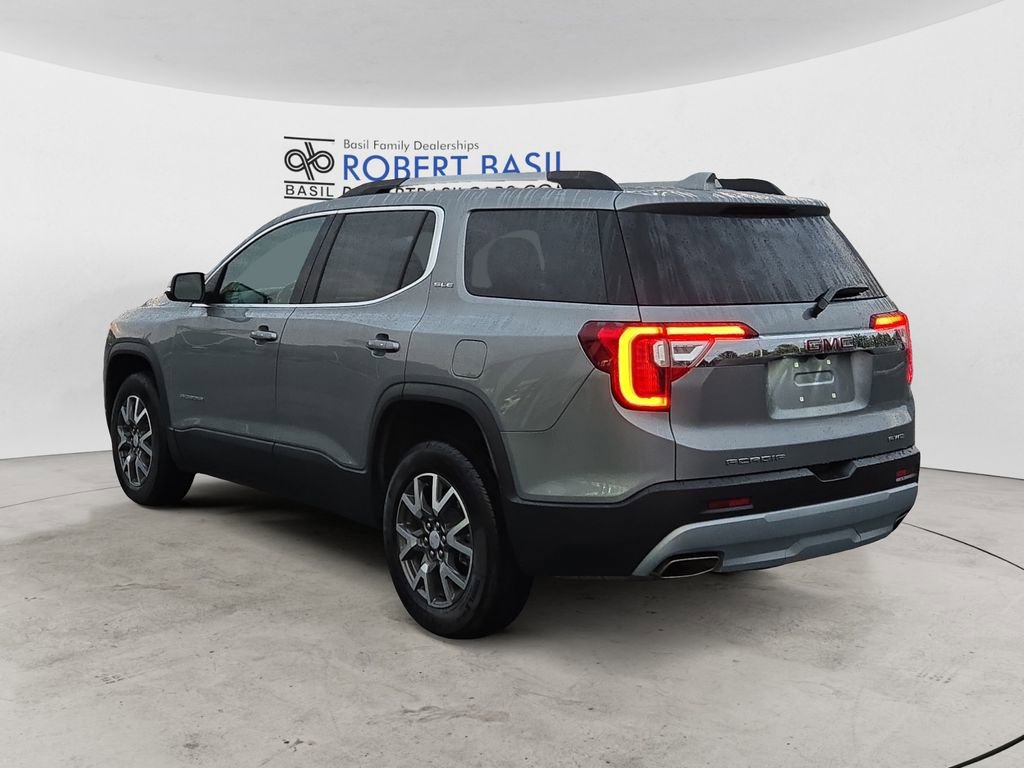 2023 Gmc Acadia SLE photo 3